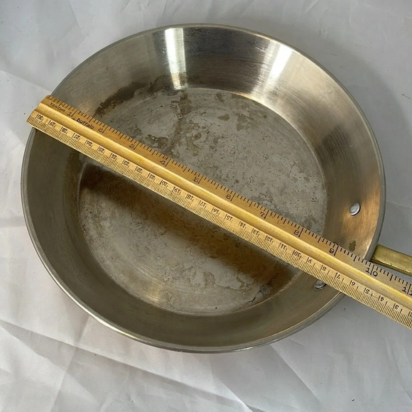 VINTAGE 90’s Copper Frying Pan Brass Handle Sauté - Picture 9 of 10